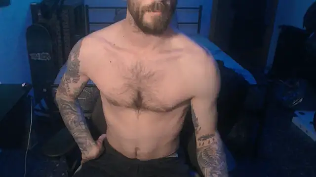 Snapshot of SexxxyLouis chatting on January 2025 03:10:02 PM SexxxyLouis online show from January 2025 03:10:02 PM