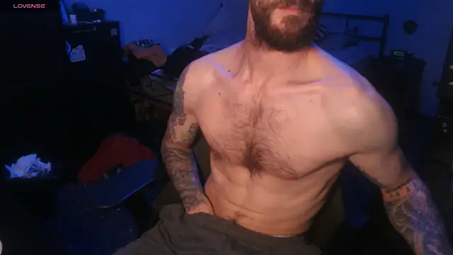 Snapshot of SexxxyLouis chatting on September 2025 06:13:02 PM SexxxyLouis online show from September 2025 06:13:02 PM