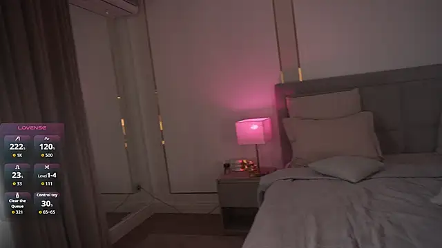 Snapshot of eseniyavl chatting on October 2025 05:26:02 AM eseniyavl online show from October 2025 05:26:02 AM