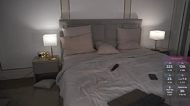 Snapshot of eseniyavl chatting on November 2025 05:10:02 AM eseniyavl online show from November 2025 05:10:02 AM