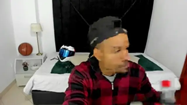 anhtony wayans online show from October 2025 12:00:02 AM