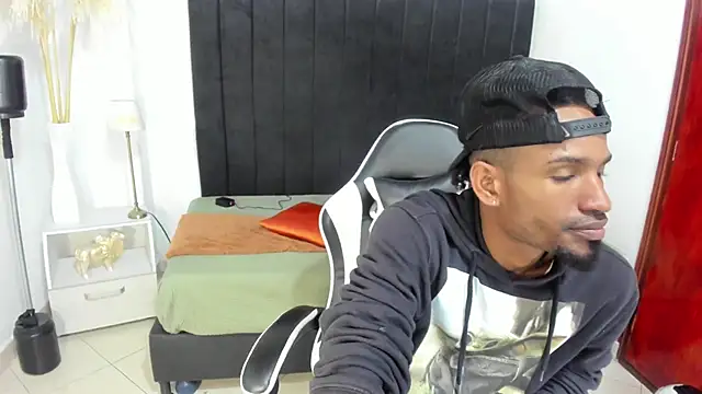 anhtony wayans online show from November 2025 11:58:01 PM