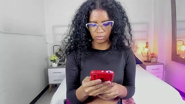 Ellie Alves online show from February 2025 02:15:02 PM