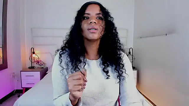 Ellie Alves online show from February 2025 01:11:02 PM