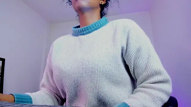 Ellie Alves online show from October 2025 01:39:02 PM