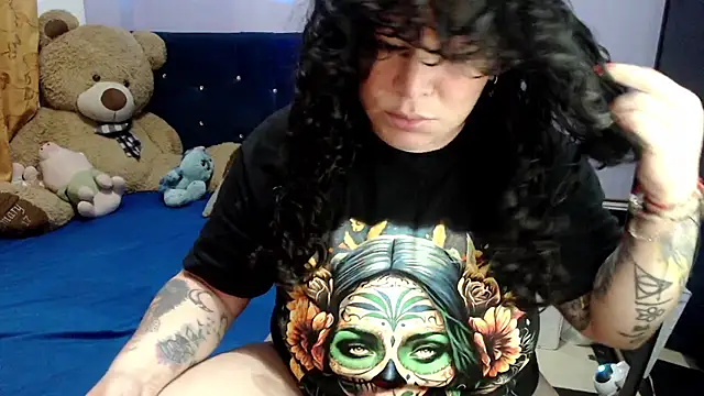 ANGELIQUE KLANE online show from November 2025 05:51:01 AM