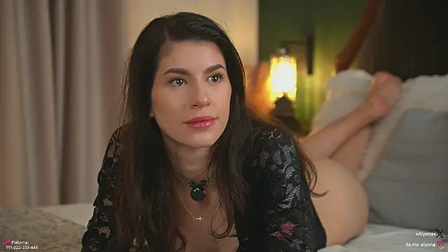 AlyonaX online show from January 2026 08:23:01 PM