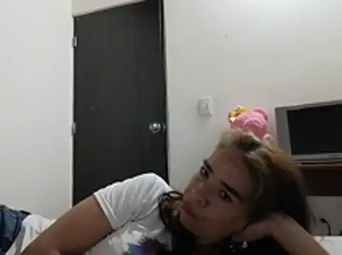 Snapshot of mari657 chatting on February 2025 07:33:01 PM mari657 online show from February 2025 07:33:01 PM