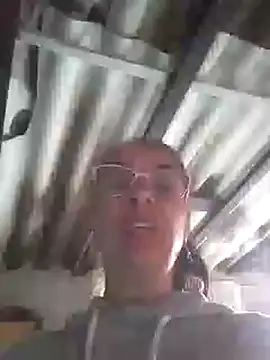 Snapshot of mari657 chatting on March 2025 09:32:02 PM mari657 online show from March 2025 09:32:02 PM