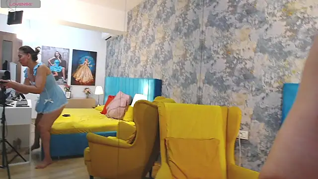 LisaCroft online show from September 2025 07:19:01 AM