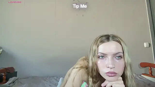 JuiliOnesunray online show from November 2025 06:37:02 AM