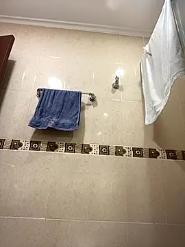 Fancyxlove online show from November 2025 12:26:01 PM