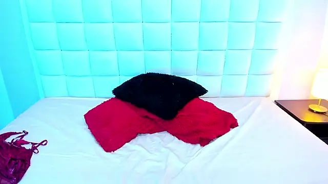 teresasroom  online show from February 2025 12:32:01 PM