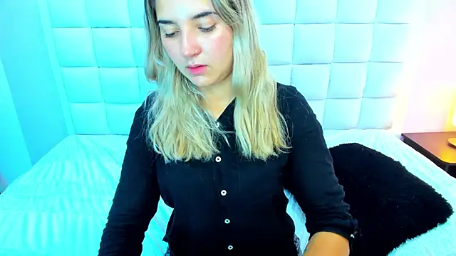 teresasroom  online show from March 2025 04:33:02 PM