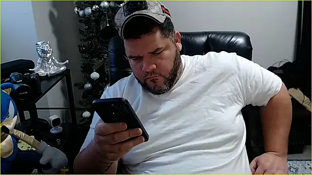 Snapshot of Gabihotxxx1 chatting on January 2025 02:42:02 PM Gabihotxxx1 online show from January 2025 02:42:02 PM