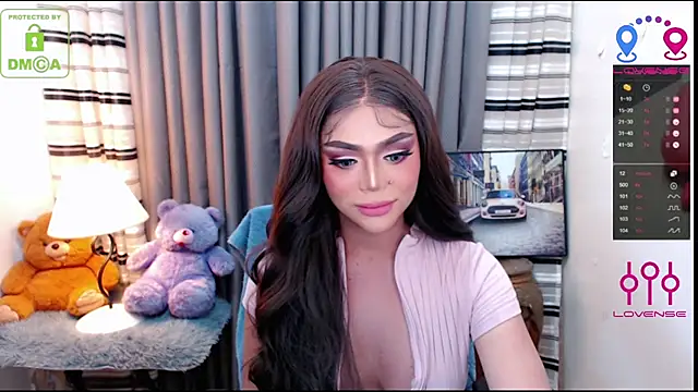 Fantacyoflove online show from October 2025 08:50:01 PM