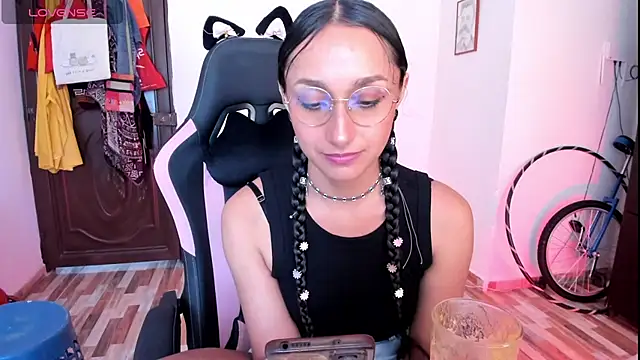 Snapshot of adrena_10 chatting on April 2026 04:27:02 PM adrena 10 online show from April 2026 04:27:02 PM