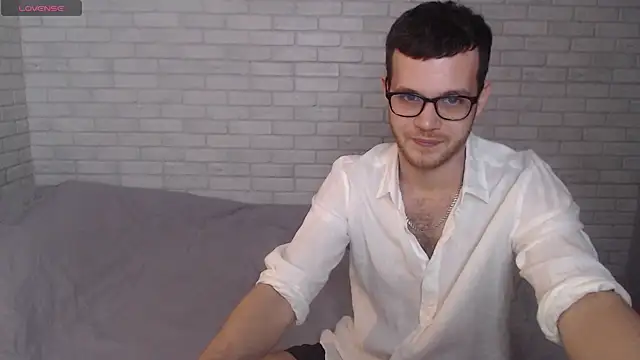 Snapshot of Alexxx_horny chatting on January 2025 02:19:02 PM Alexxx horny online show from January 2025 02:19:02 PM