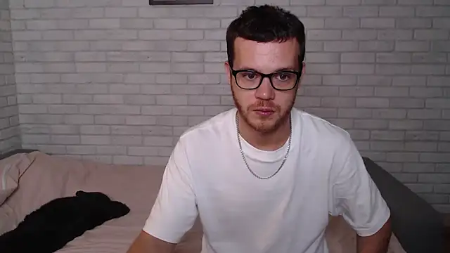 Snapshot of Alexxx_horny chatting on September 2025 07:54:01 AM Alexxx horny online show from September 2025 07:54:01 AM