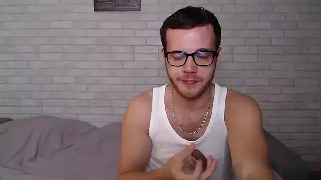 Snapshot of Alexxx_horny chatting on October 2025 08:28:01 PM Alexxx horny online show from October 2025 08:28:01 PM