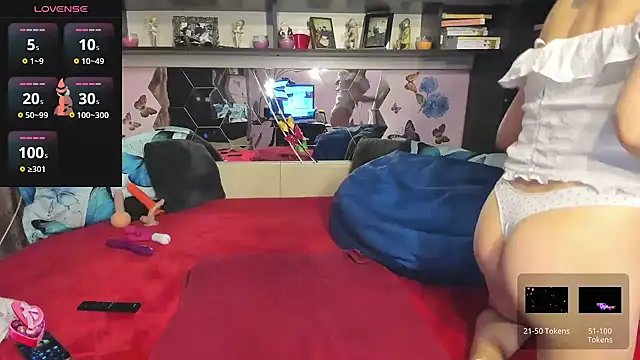 FoxyDom699 online show from February 2025 07:13:01 AM