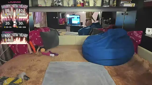 FoxyDom699 online show from March 2025 09:32:02 AM