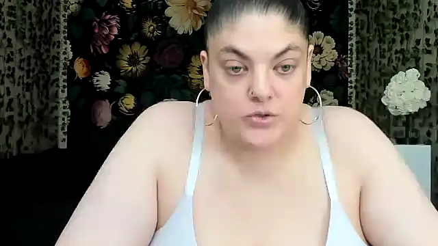 Snapshot of Exotic-Melons chatting on July 2026 10:36:01 PM Exotic-Melons online show from July 2026 10:36:01 PM