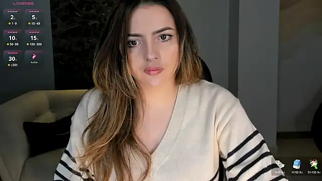 AmyWood online show from December 2024 10:28:02 AM
