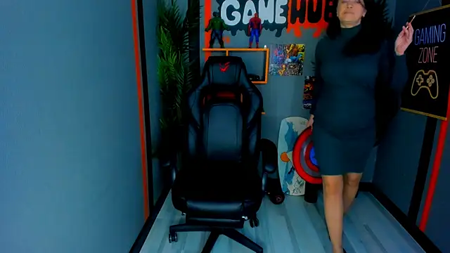 AnaMills online show from April 2026 10:06:01 AM