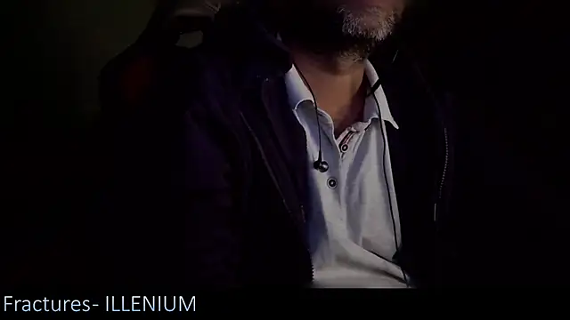  x rated  online show from February 2025 10:30:01 PM