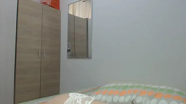 camilahot23 online show from January 2025 04:48:02 PM