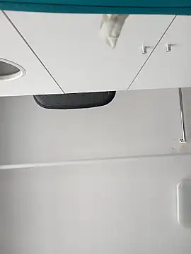 NiceHunter89 online show from October 2025 09:44:01 AM