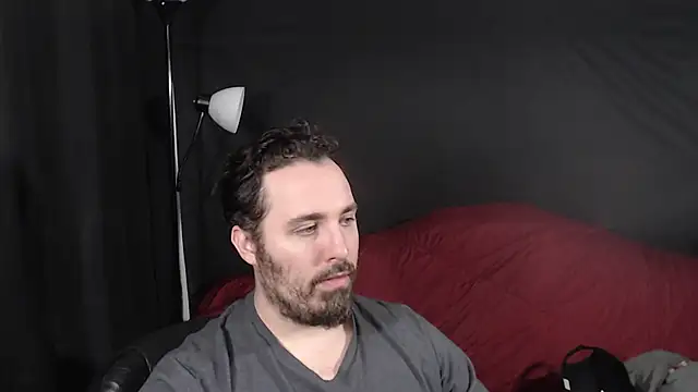 Snapshot of Metalstud chatting on December 2024 07:36:01 PM Metalstud online show from December 2024 07:36:01 PM