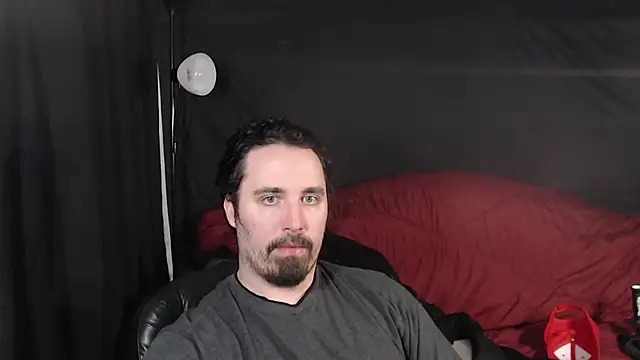 Snapshot of Metalstud chatting on January 2025 02:18:01 AM Metalstud online show from January 2025 02:18:01 AM