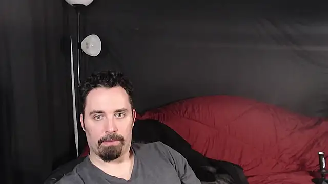 Snapshot of Metalstud chatting on January 2025 02:04:02 AM Metalstud online show from January 2025 02:04:02 AM