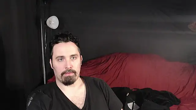 Snapshot of Metalstud chatting on February 2025 10:32:01 PM Metalstud online show from February 2025 10:32:01 PM