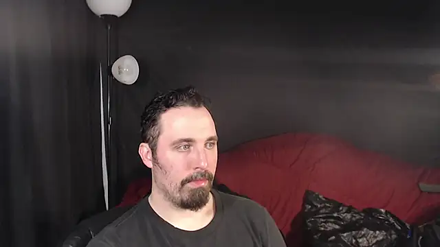 Snapshot of Metalstud chatting on February 2025 03:23:01 AM Metalstud online show from February 2025 03:23:01 AM