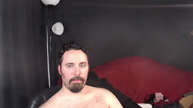 Snapshot of Metalstud chatting on February 2025 04:09:02 AM Metalstud online show from February 2025 04:09:02 AM