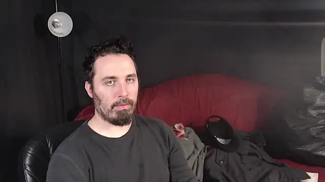 Snapshot of Metalstud chatting on March 2025 04:34:02 AM Metalstud online show from March 2025 04:34:02 AM