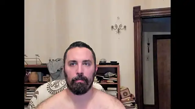 Snapshot of Metalstud chatting on September 2025 01:18:02 AM Metalstud online show from September 2025 01:18:02 AM