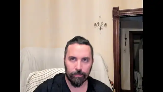 Snapshot of Metalstud chatting on September 2025 11:27:02 PM Metalstud online show from September 2025 11:27:02 PM