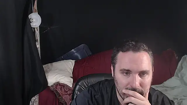 Snapshot of Metalstud chatting on October 2025 05:39:02 AM Metalstud online show from October 2025 05:39:02 AM