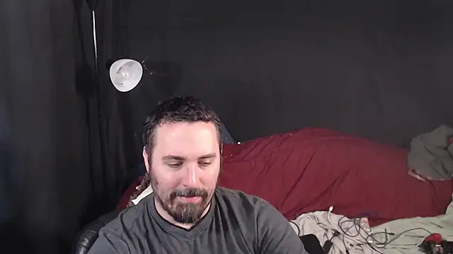 Snapshot of Metalstud chatting on October 2025 08:04:02 PM Metalstud online show from October 2025 08:04:02 PM