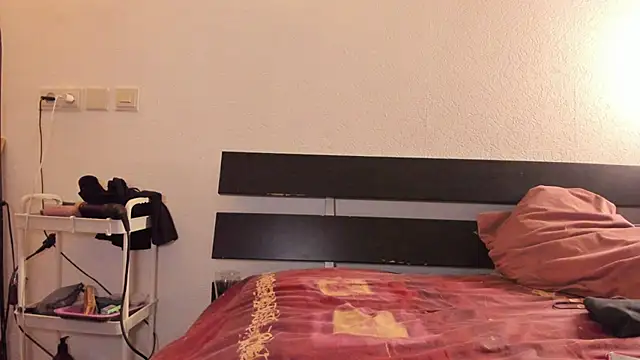 Snapshot of fantasydollx chatting on December 2024 04:52:02 PM fantasydollx online show from December 2024 04:52:02 PM