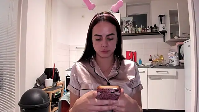 Snapshot of fantasydollx chatting on November 2025 05:45:02 PM fantasydollx online show from November 2025 05:45:02 PM