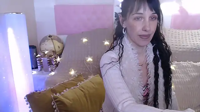 -carla- online show from December 2024 08:28:02 AM