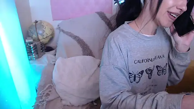 -carla- online show from April 2026 03:03:02 PM