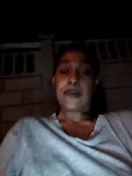 Lisaabrown  online show from April 2026 09:32:01 PM