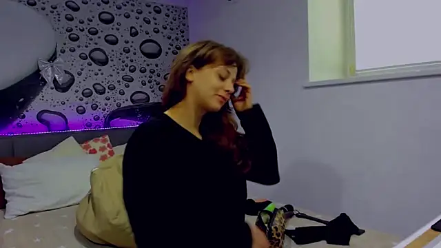 AlmaFancy online show from February 2026 07:08:01 AM