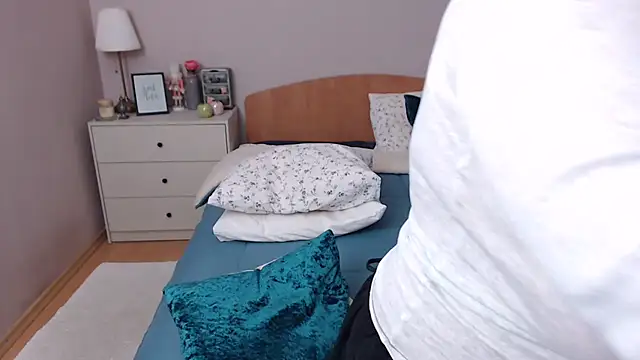 LeveMe2Nightt online show from November 2025 01:44:01 PM